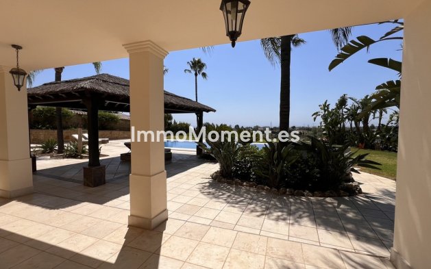 Wiederverkauf - Villa - Estepona  - El Padron