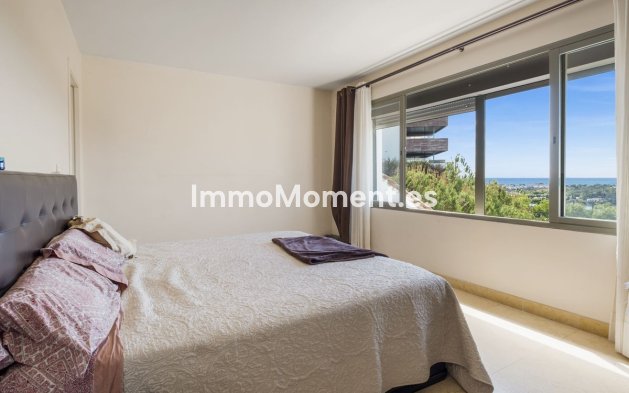 Resale - Apartment - Benahavís - Benahavís Centro