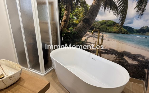 Revente - Maison mitoyenne - Estepona  - Estepona Centro