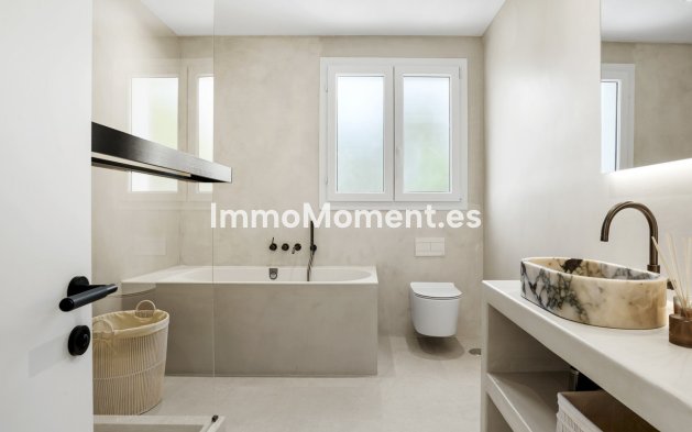 Resale - Villa - Benahavís - Benahavís Centro