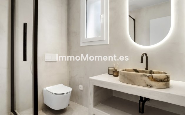 Resale - Villa - Benahavís - Benahavís Centro