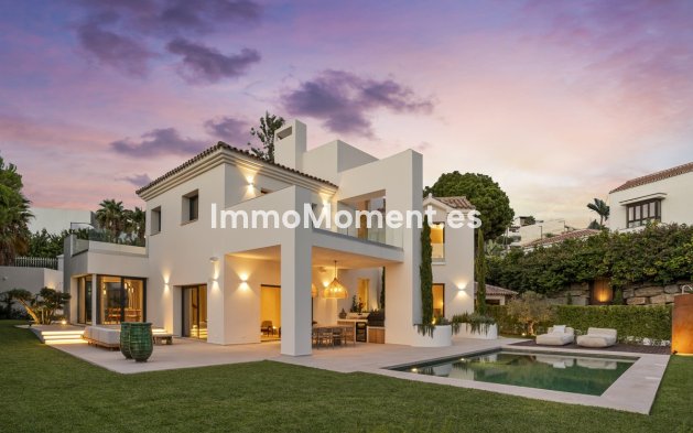 Resale - Villa - Benahavís - Benahavís Centro