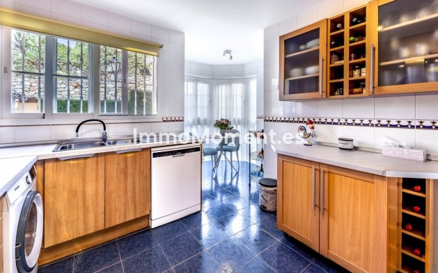 Wiederverkauf - Wohnung -   Inländisch - Alhaurín Golf