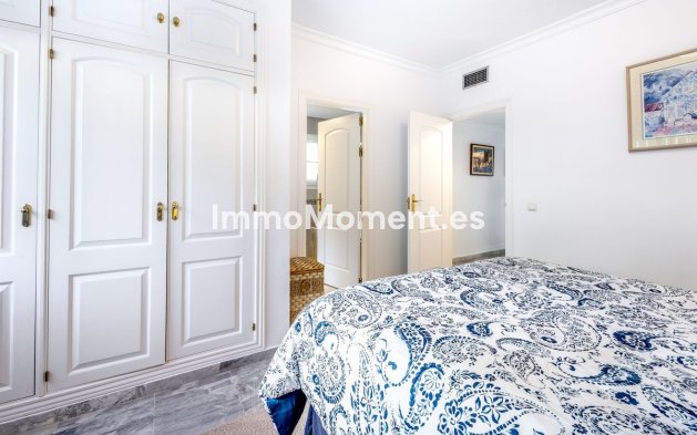 Wiederverkauf - Wohnung -   Inländisch - Alhaurín Golf