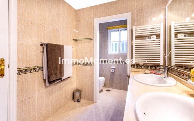 Wiederverkauf - Wohnung -   Inländisch - Alhaurín Golf