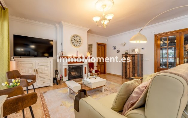 Revente - Villa - Intérieur                       - Coín