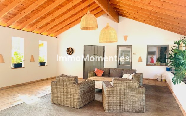 Resale - Detached villa - Alfaz del Pi - L'Alfás del Pi Centro