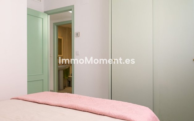 Resale - Villa - Marbella - Costabella