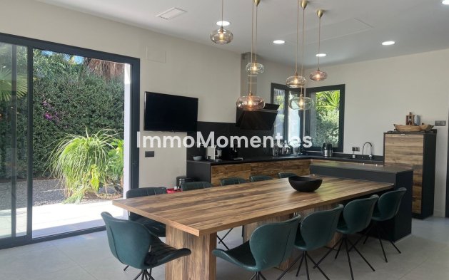 Wiederverkauf - Villa - Marbella - Nagüeles