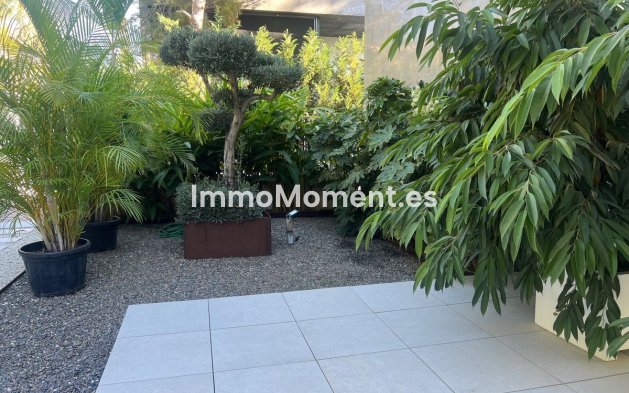 Wiederverkauf - Villa - Marbella - Nagüeles