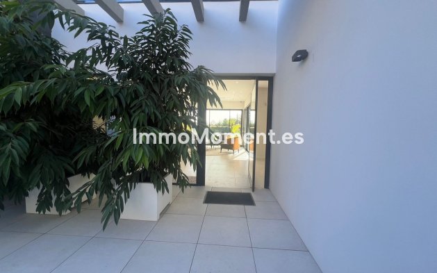 Wiederverkauf - Villa - Marbella - Nagüeles