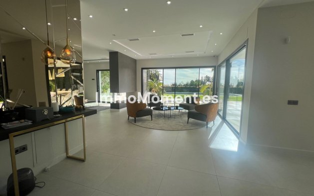 Wiederverkauf - Villa - Marbella - Nagüeles