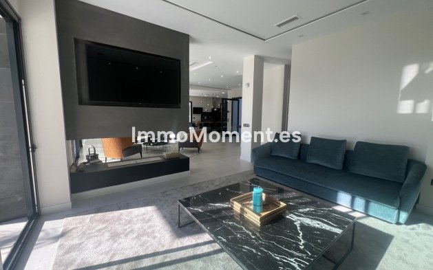 Wiederverkauf - Villa - Marbella - Nagüeles