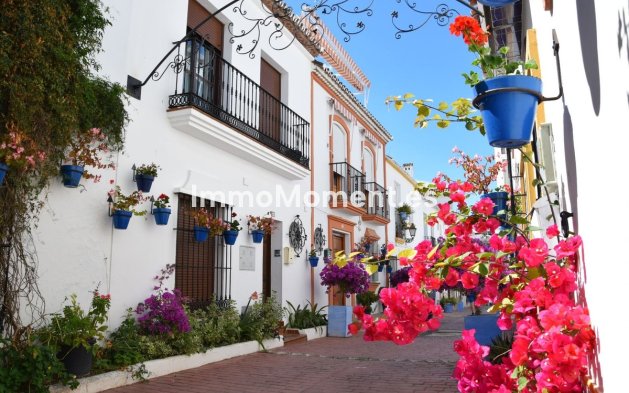 Revente - Appartement - Estepona  - Estepona Centro