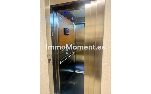 Wiederverkauf - Wohnung - Torremolinos - Torremolinos Centro