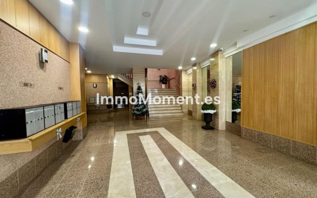 Wiederverkauf - Wohnung - Torremolinos - Torremolinos Centro