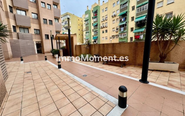 Wiederverkauf - Wohnung - Torremolinos - Torremolinos Centro