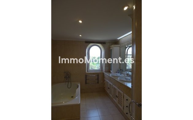 Wiederverkauf - Villa - Sotogrande - Sotogrande Alto