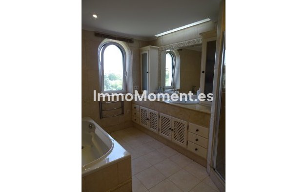 Wiederverkauf - Villa - Sotogrande - Sotogrande Alto