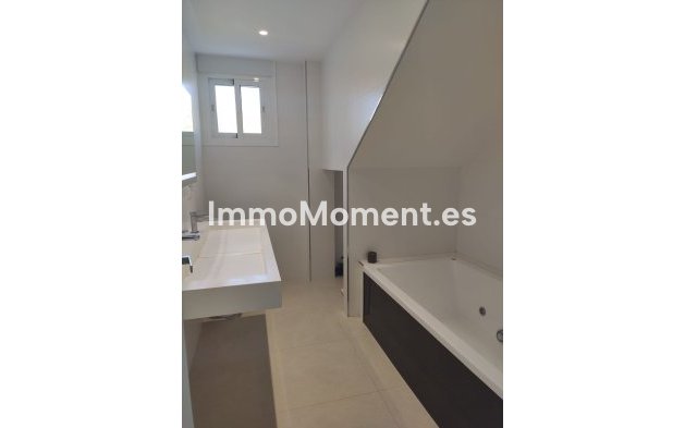 Wiederverkauf - Villa - Estepona  - Estepona Centro