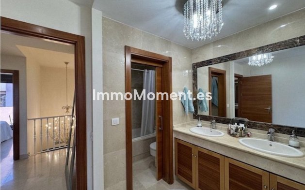 Wiederverkauf - Reihenhaus - Estepona  - Estepona Centro