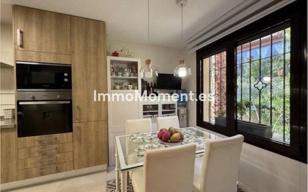 Wiederverkauf - Reihenhaus - Estepona  - Estepona Centro