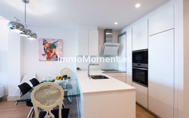 Wiederverkauf - Wohnung - Benalmadena - Benalmadena Centro