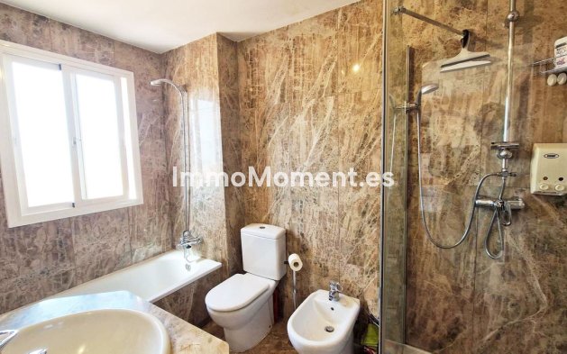 Reventa - Villa - Estepona  - Estepona Centro