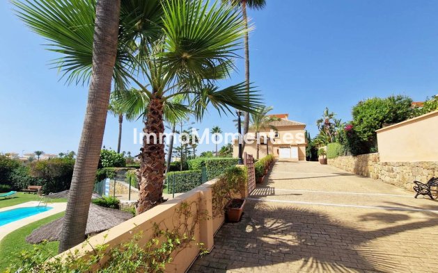 Reventa - Villa - Estepona  - Estepona Centro