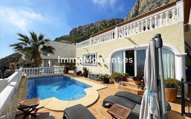 Wiederverkauf - Villa - Calpe - Calpe Centro