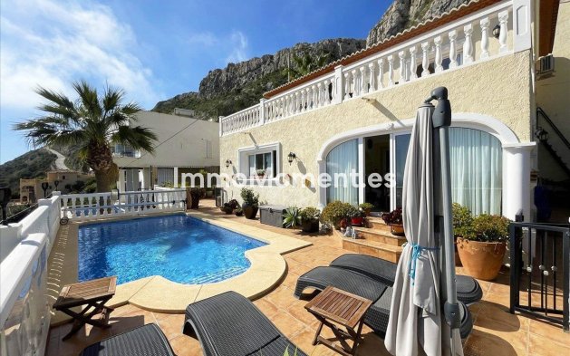 Wiederverkauf - Villa - Calpe - Calpe Centro
