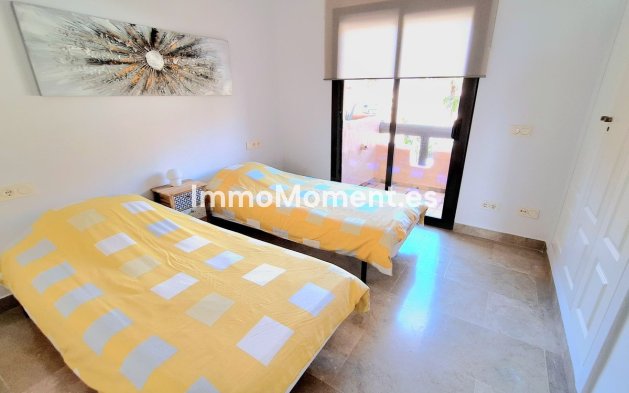 Revente - Appartement - Manilva - La Duquesa
