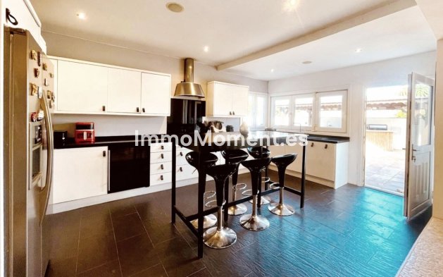 Wiederverkauf - Villa - Manilva - La Duquesa