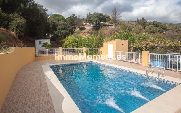 Revente - Maison de campagne - Estepona  - Estepona Centro