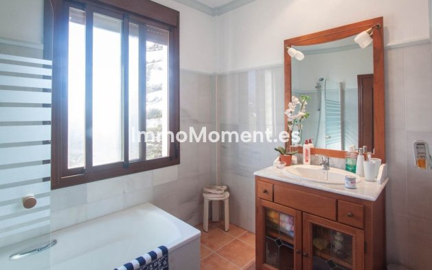 Revente - Maison de campagne - Estepona  - Estepona Centro