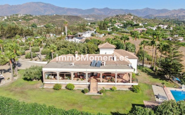 Revente - Maison de campagne - Estepona  - Estepona Centro