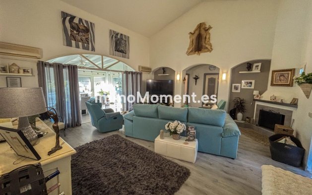 Wiederverkauf - Landhaus - Estepona  - Estepona Centro