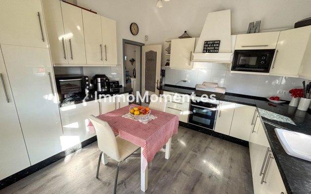 Wiederverkauf - Landhaus - Estepona  - Estepona Centro