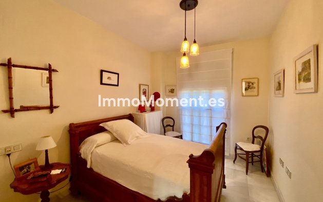 Wiederverkauf - Wohnung - Estepona  - Hacienda del Sol