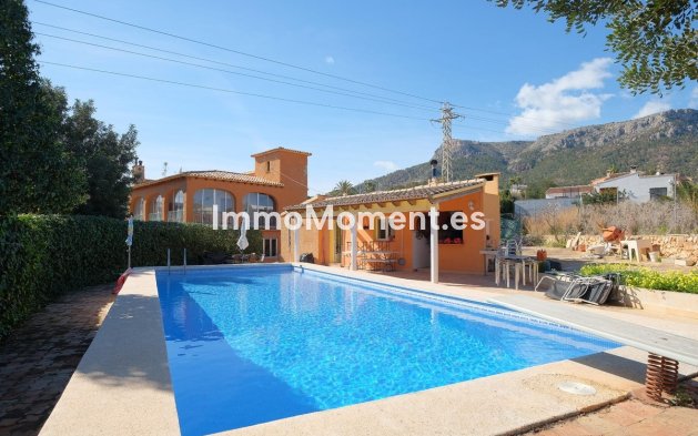 Wiederverkauf - Villa - Calpe - Calpe Centro