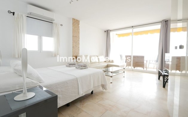 Wiederverkauf - Wohnung - Marbella - Puerto de Cabopino