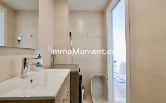 Wiederverkauf - Wohnung - Marbella - Puerto de Cabopino