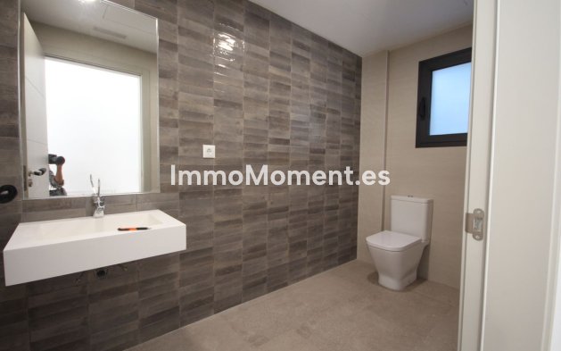 Wiederverkauf - Villa - Marbella - Elviria