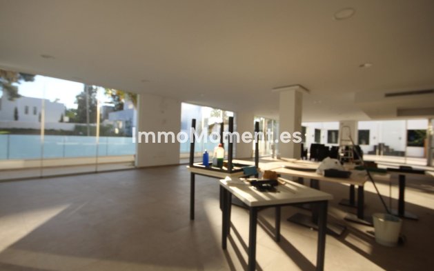 Wiederverkauf - Villa - Marbella - Elviria