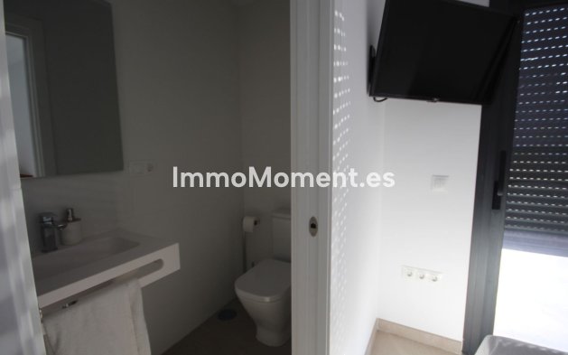 Wiederverkauf - Villa - Marbella - Elviria