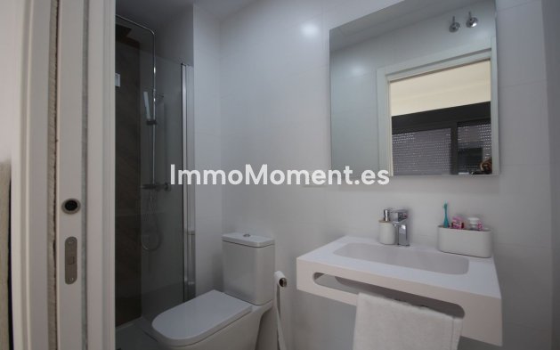 Wiederverkauf - Villa - Marbella - Elviria