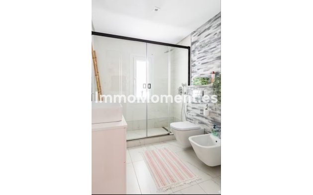 Wiederverkauf - Wohnung - Marbella - Puerto de Cabopino