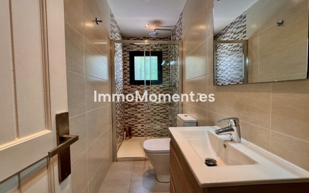 Wiederverkauf - Wohnung - Marbella - Puerto de Cabopino