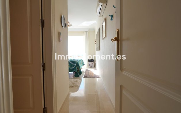 Resale - Apartment - Marbella - Cabopino