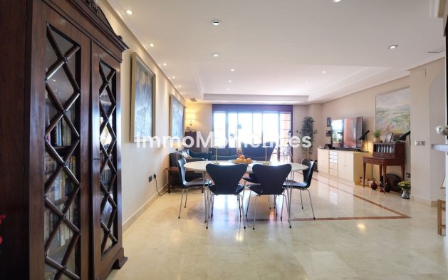 Wiederverkauf - Wohnung - Marbella - La Mairena